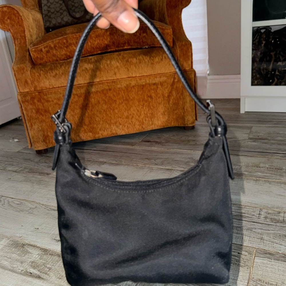Black Mini Coach Women's Handbag |SOLDDDDDDDD!!!!